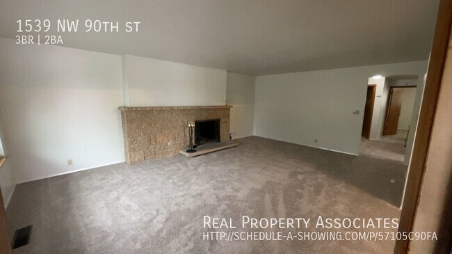 Building Photo - Crown Hill Duplex