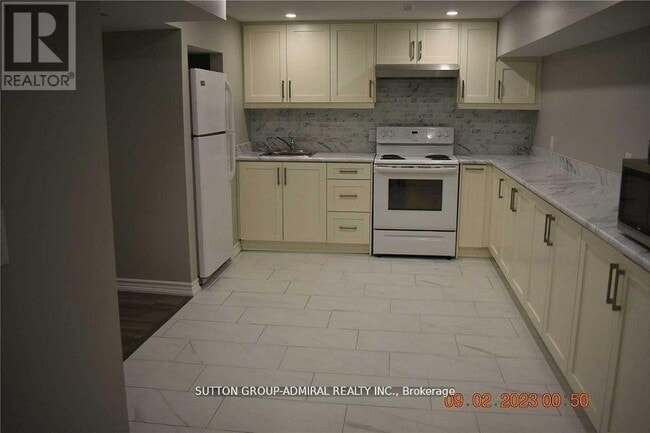 Building Photo - 854 Moretta Ave