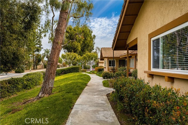 Foto del edificio - 2045 Bay Meadows Dr.