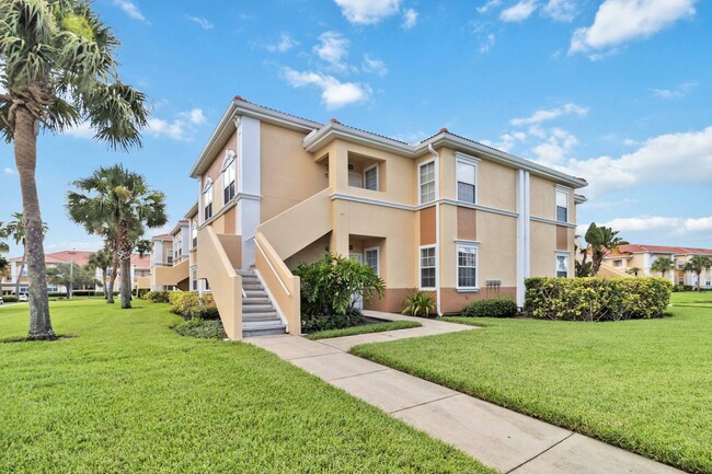 Building Photo - 2950 Viscaya Pl