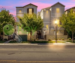 Building Photo - 487 McClatchy Way