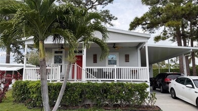 Building Photo - 4219 Royal Manor Blvd