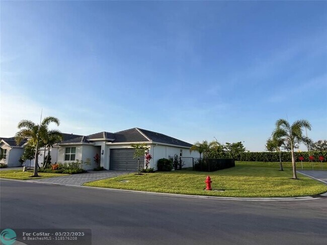 Foto del edificio - 12780 Clearwater Way