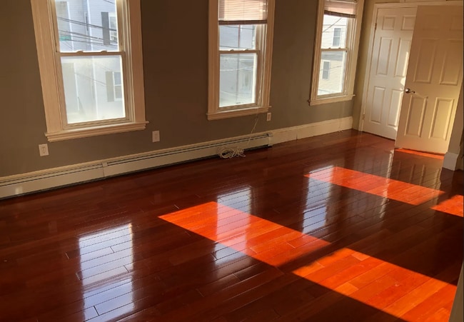 Building Photo - 67 Flint St