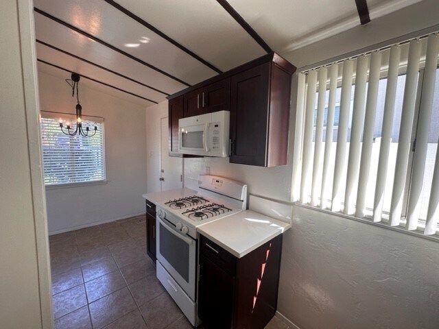 Foto del edificio - 10313 Eldora Ave