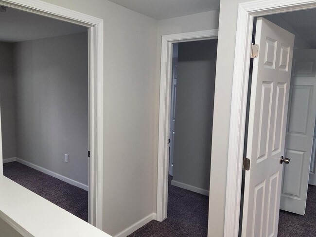 Foto del edificio - Heritage Glen Townhomes