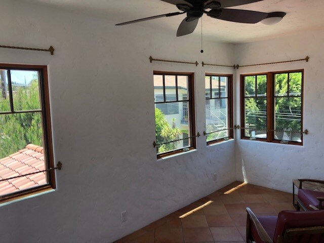 Sunroom/Home Office - 2448 28th St