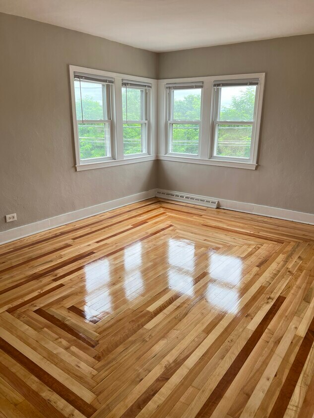 Foto principal - 80 N Hancock St