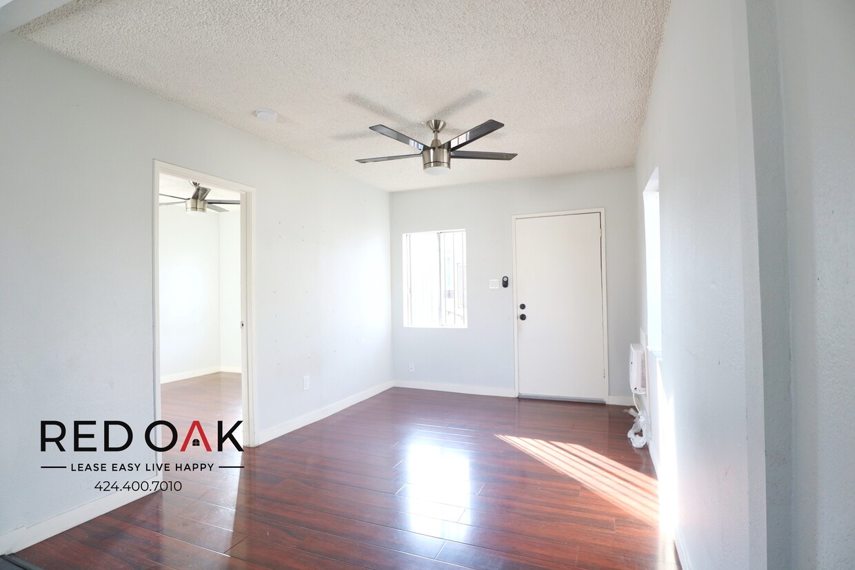 Foto principal - 1184 E 52nd St
