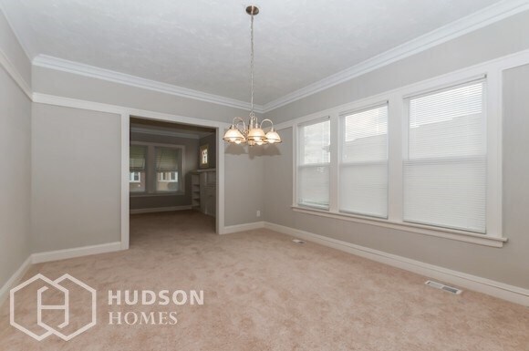 Building Photo - 8346 S Hermitage Ave