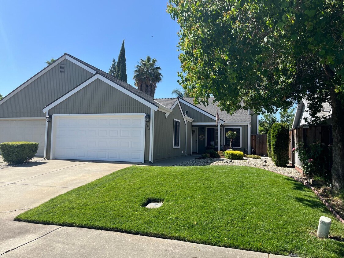 Foto principal - Charming 3/2 Home in Woodland-$500.00 OFF ...