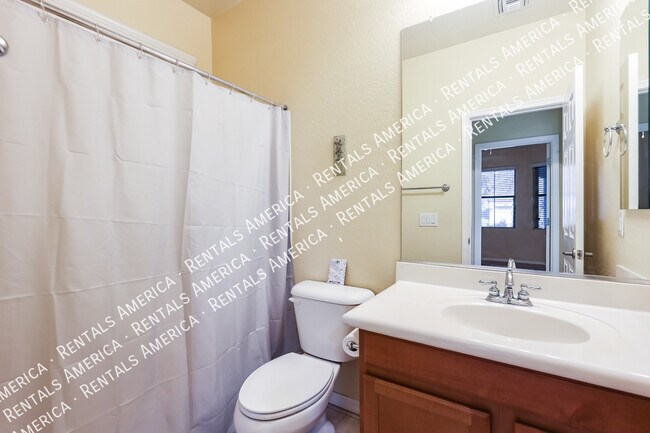 Foto del edificio - 4337 W Powell Dr