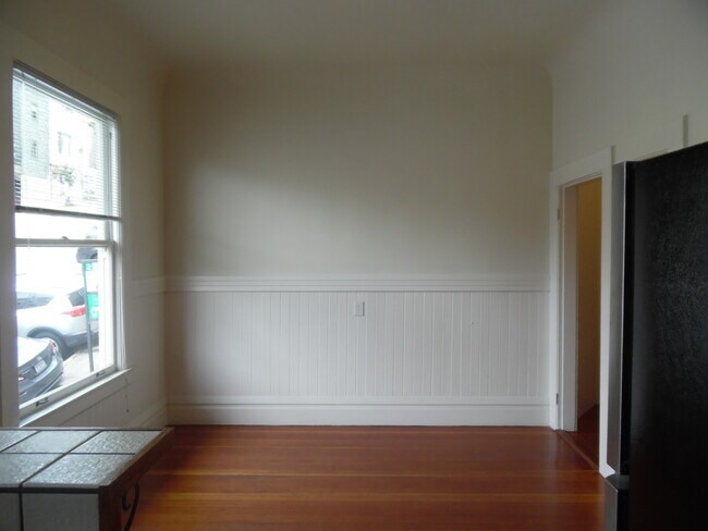 Building Photo - 1558 Grant Ave