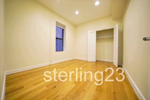Foto del edificio - 2817 Astoria Blvd