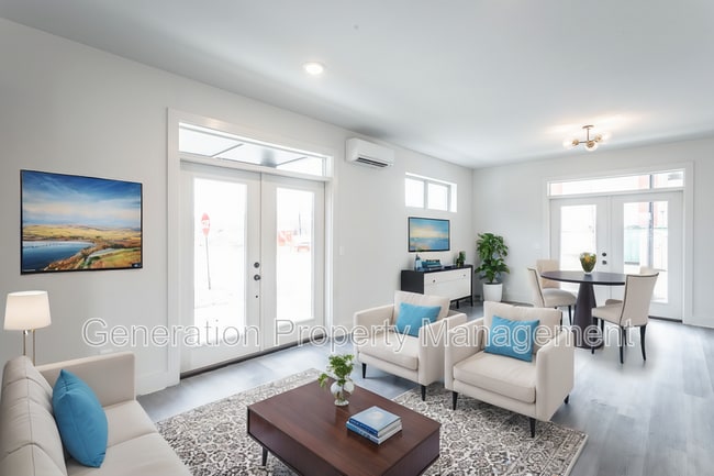 Building Photo - 1825 S Watkins St