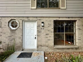 Building Photo - 4120 Hartt St