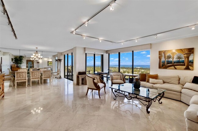 Foto del edificio - 19707 Turnberry Way