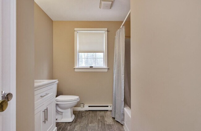 Building Photo - 103 Washington Rd