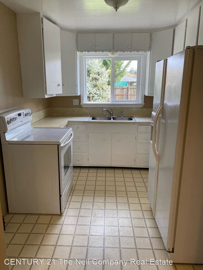 Building Photo - 2 br, 1 bath House - 549 W Hickory St