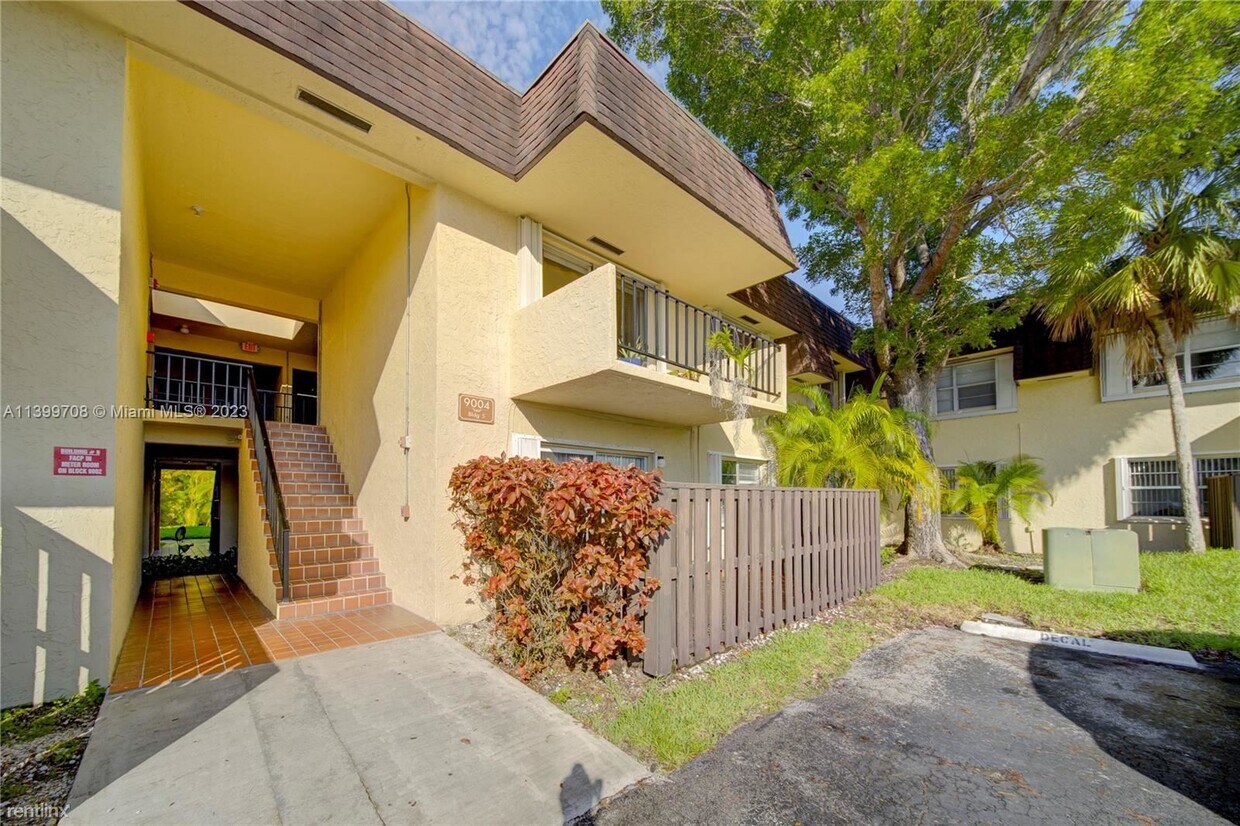 Primary Photo - 3 br, 2 bath Condo - 9004 SW 137th St