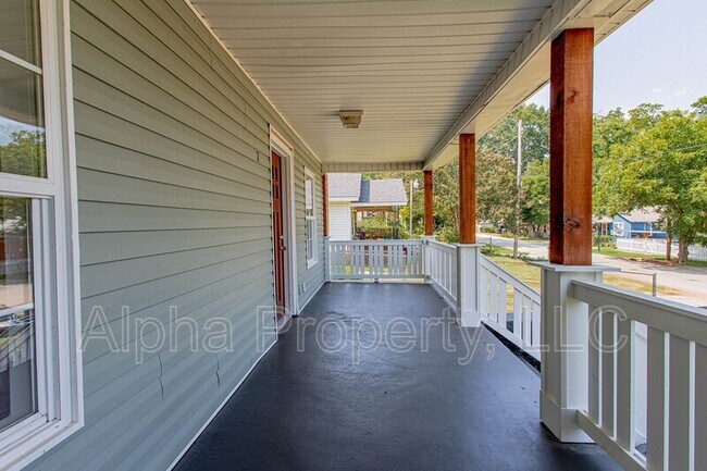 Foto del edificio - 7 Highlawn Ave