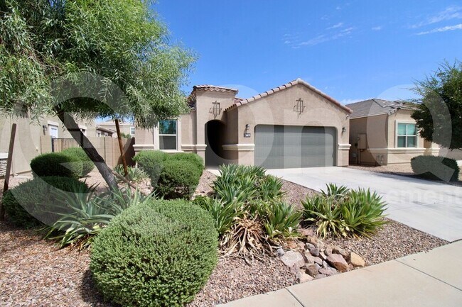 Building Photo - 36878 W Maddaloni Ave