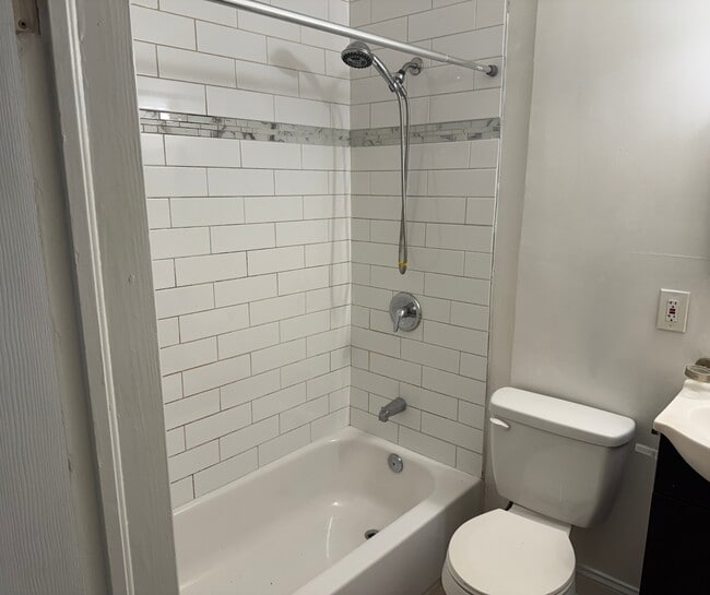 Foto del edificio - Cozy renovated 2 bedroom apartment