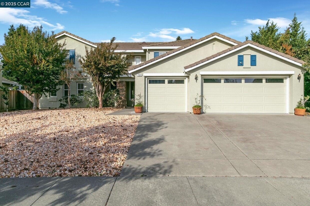 Foto principal - 732 Antiquity Dr