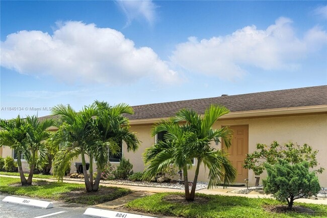 Building Photo - 8041 SW 20th Pl