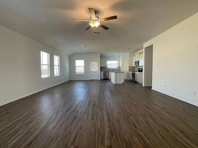 Foto del edificio - 1009 Wolseley Cv