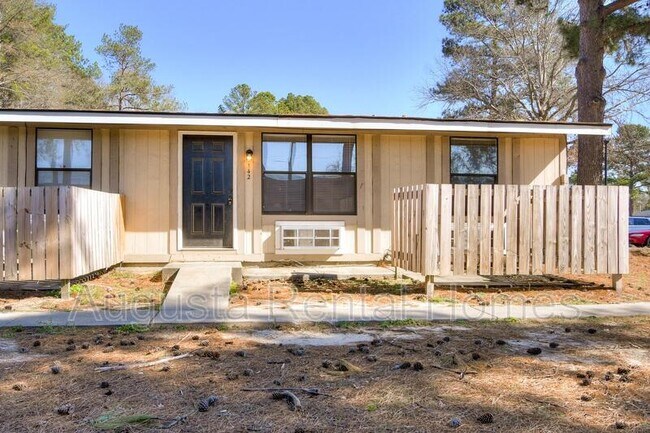 Building Photo - 142 Fister Ct