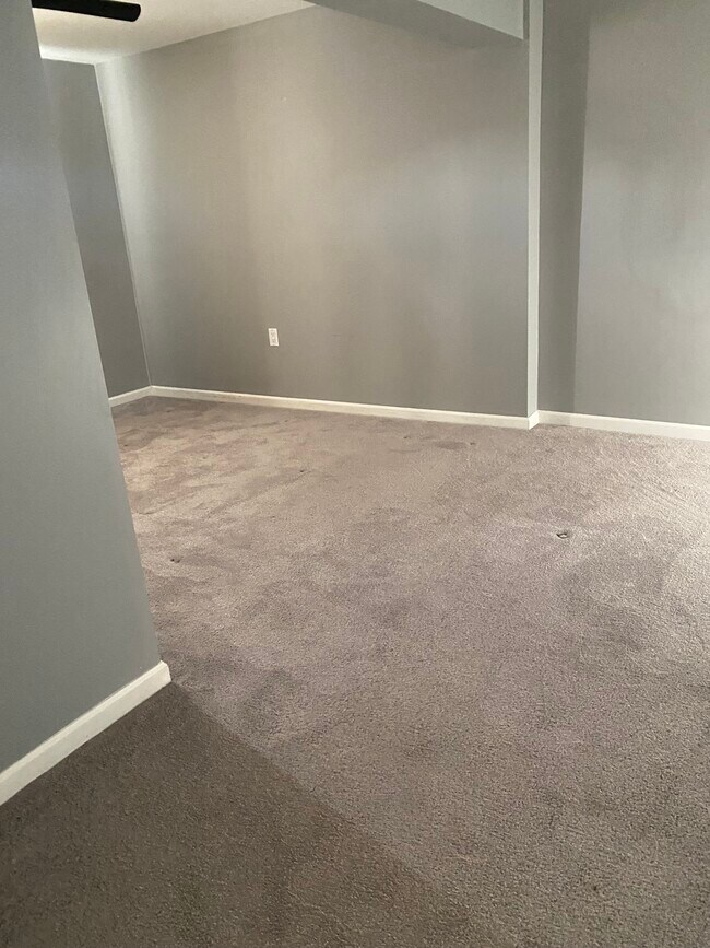 Bedroom 2 - 20 N Peach Aly