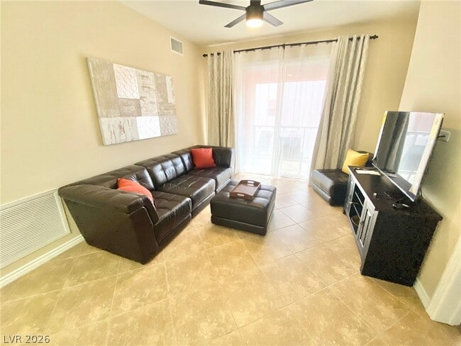 Building Photo - 39 E Agate Ave