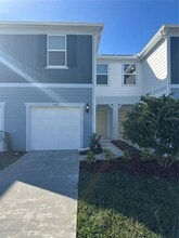 Building Photo - 3167 Emerald Acrs Ln