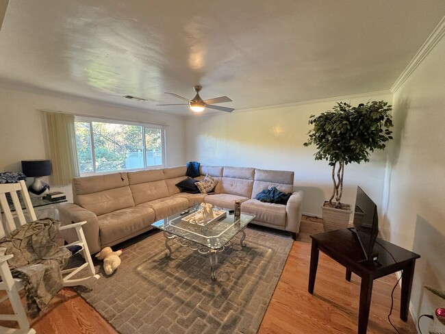 Building Photo - Ranch Style Home 15 mins to SLO Nice - Bright Single Level Home
