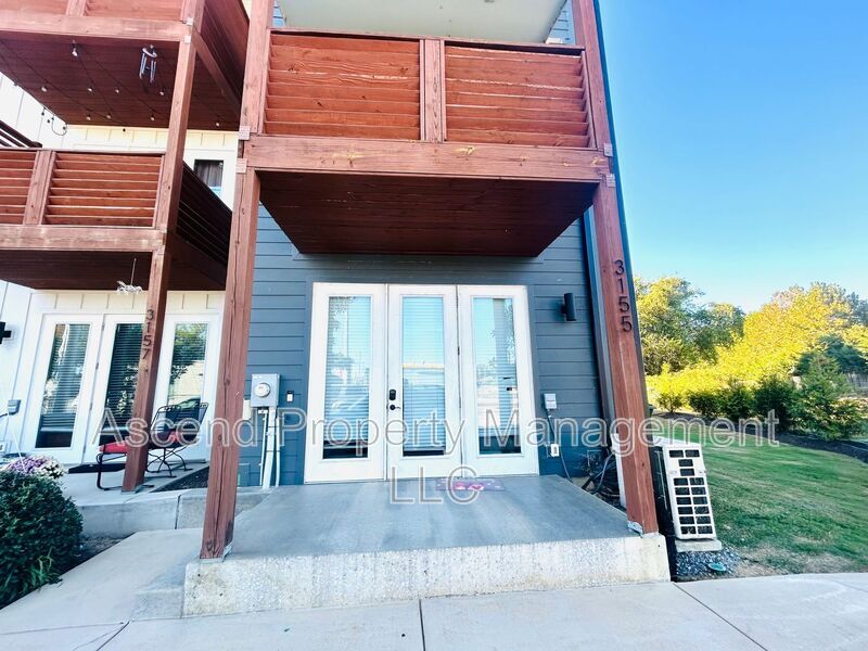 Foto principal - 3155 St Elmo Ave