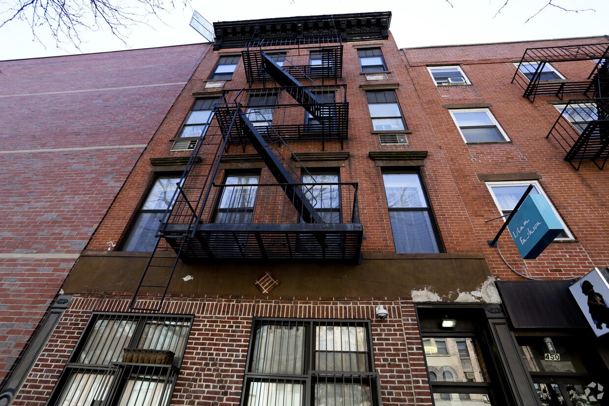 Building Photo - 452 Atlantic Ave