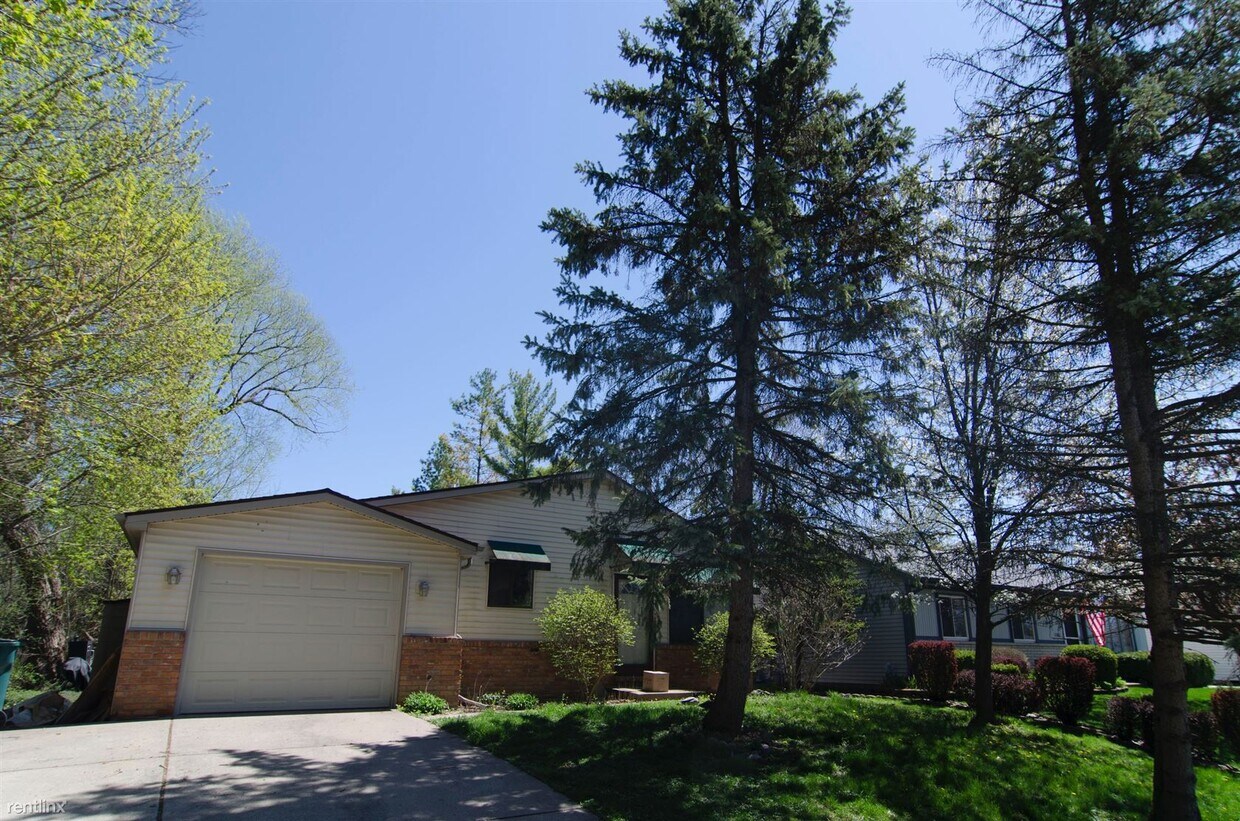 Primary Photo - 4 br, 1.5 bath House - 31606 Campbell Rd C...