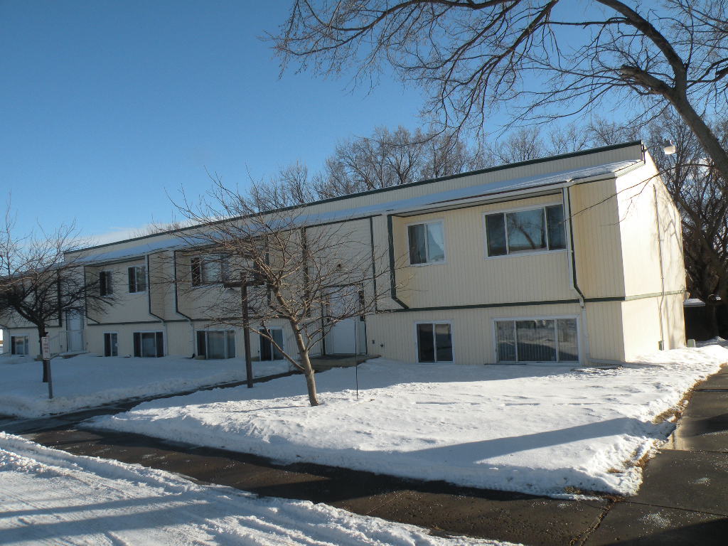 Primary Photo - 101 Elm Ave