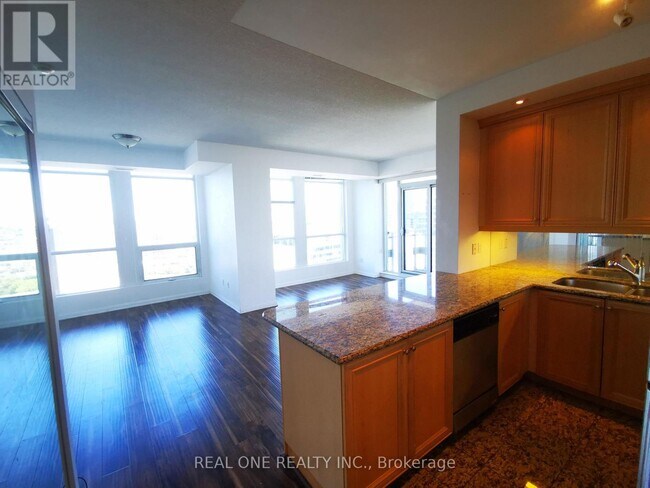 Photo du bâtiment - 628 Fleet St