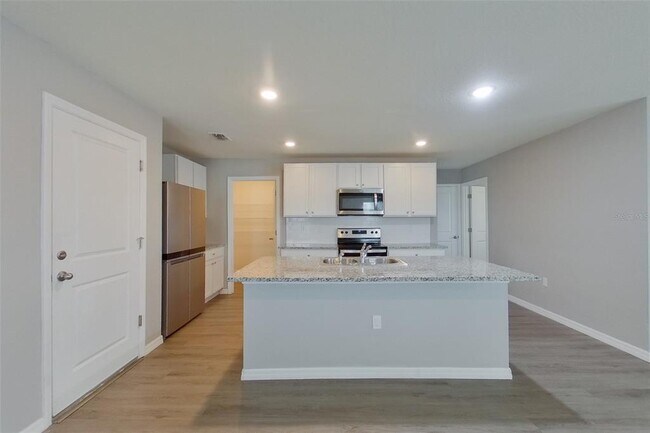 Foto del edificio - 8584 SW 43rd Ter