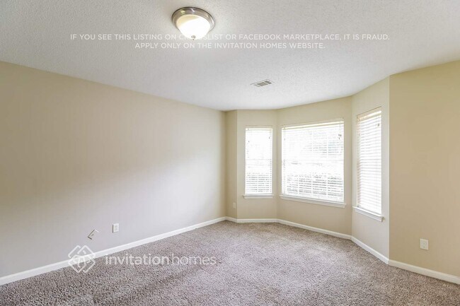 Foto del edificio - 6853 Fireside Ln