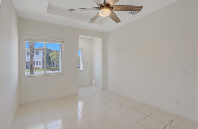 Foto del edificio - 340 Pioneer Way