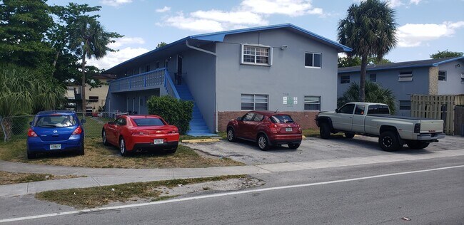 Foto del edificio - 7461 Kimberly Blvd