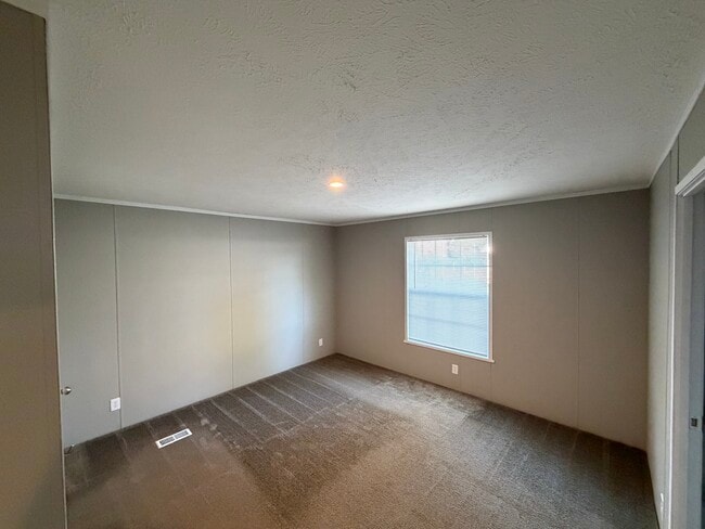 Building Photo - 3517 Jane Anne Terrace