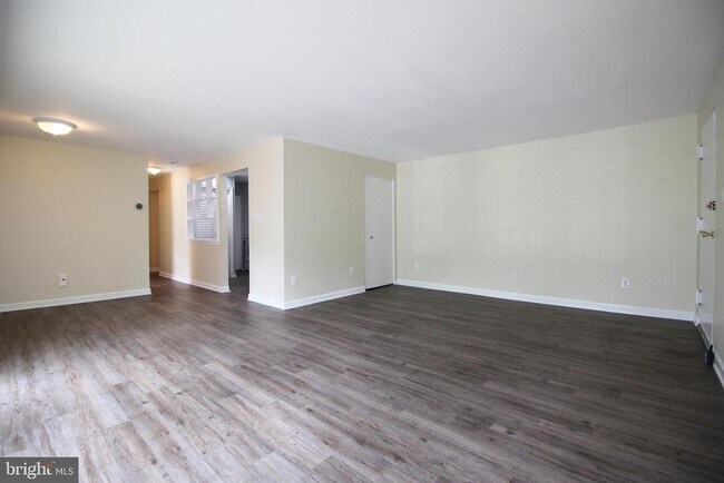 Foto del edificio - 12709 Gordon Blvd