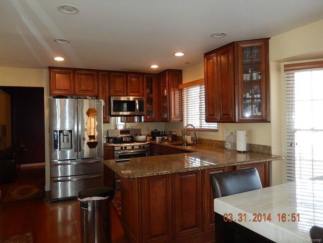 Foto del edificio - 1052 Wellington Ct