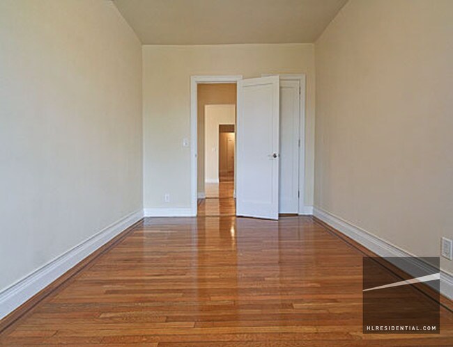 Building Photo - 3614 165th St