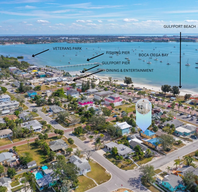 Building Photo - 3114 Dupont St S