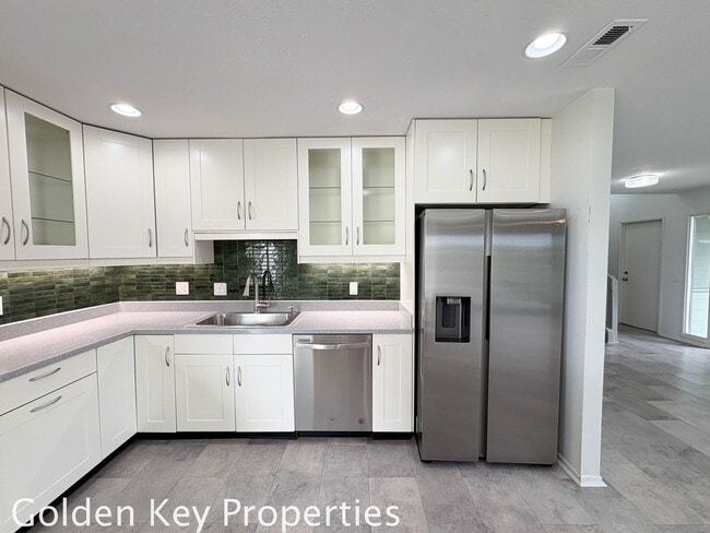 Building Photo - Welcome to this stunning 3-bedroom, 2-bathroom home located in the coveted Terramar Community in ...